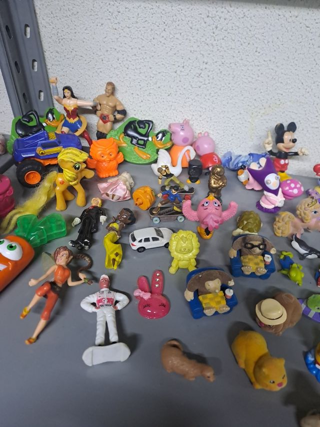 Collezione personaggi Disney ecc..