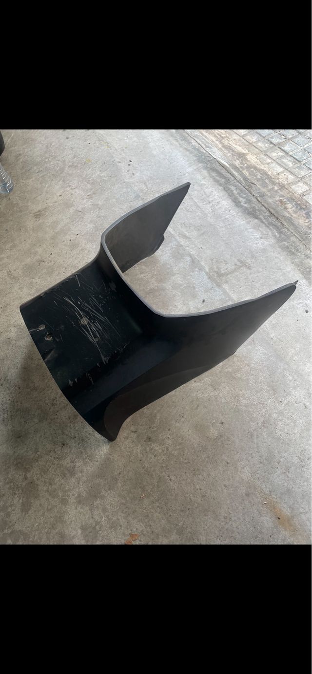 Tapa tunel central Burgman 650