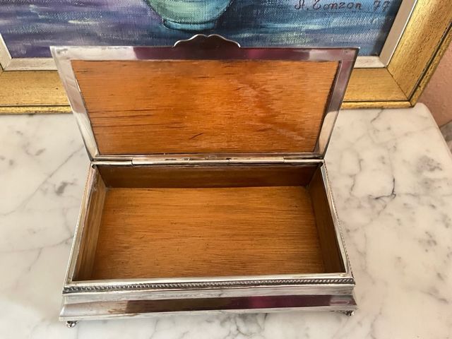 Juego de tocador antiguo de alpaca