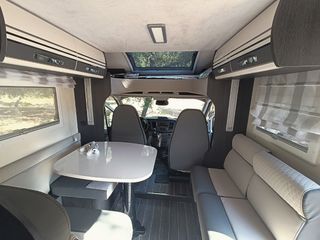 Autocaravana 5 plazas alquiler
