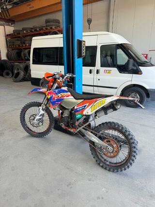 ktm 125 exc 2t (itv recien pasada)