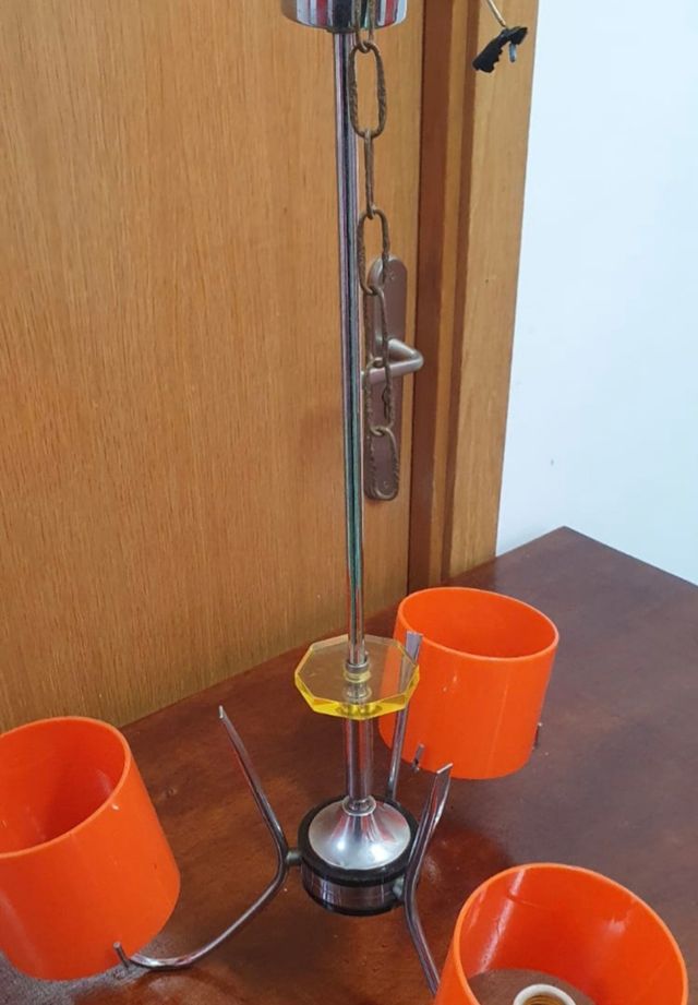 Lámpara estilo Sputnik