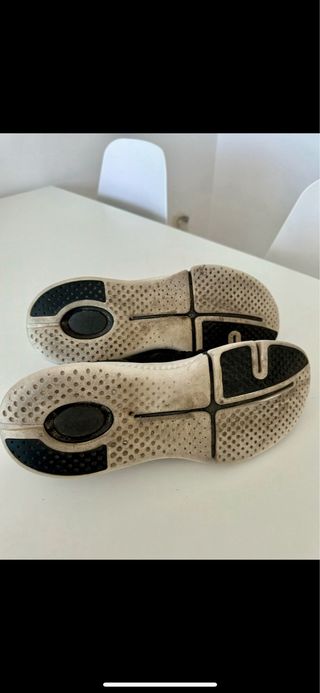 Zapatillas negras 45