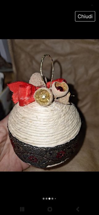 Palle natalizia in corda e stoffa