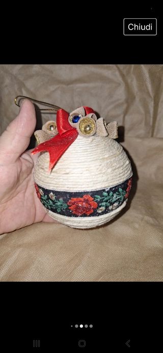 Palle natalizia in corda e stoffa