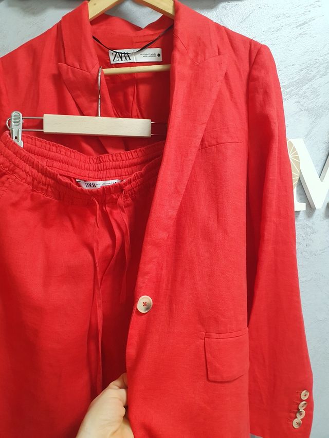 Traje lino Zara