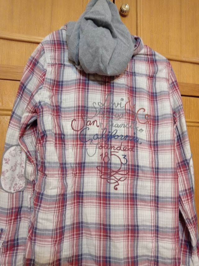 Camisa chico con capucha talla 16