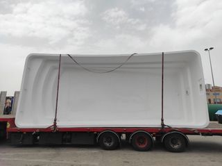 Piscinas en fibra de poliester ^