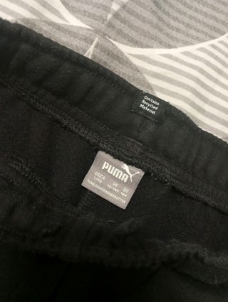 Pantalones chándal Puma negros