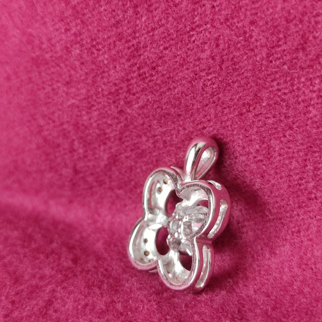 Colgante con circonitas