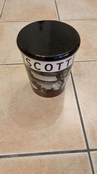 Biscottiera 