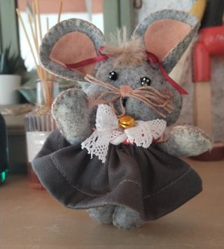 Topolina fatta a mano in pannolenci