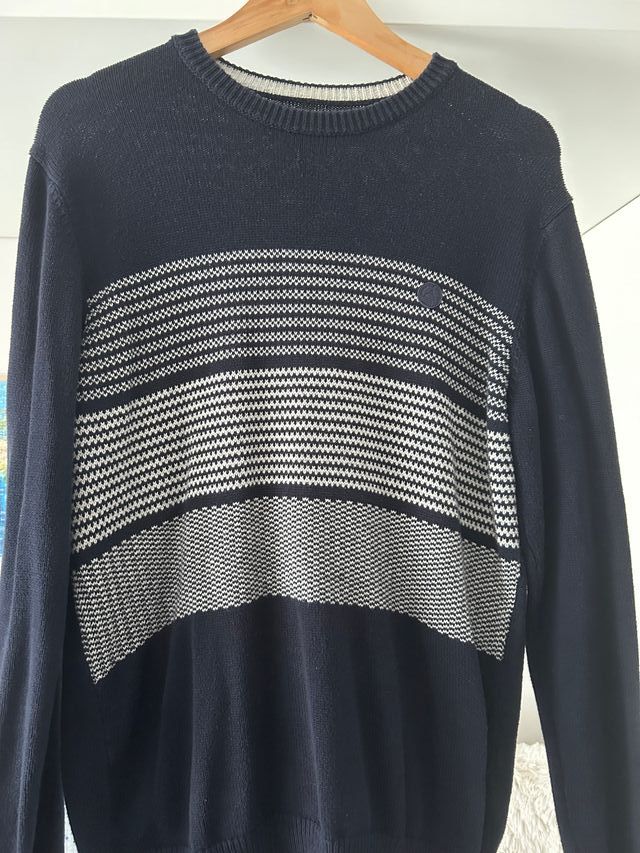 Lote de jerseys y sudaderas