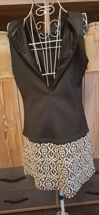 Vestido efecto falda. T. 42