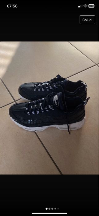 scarpe nike airmax 95 bianche e nere 40,5