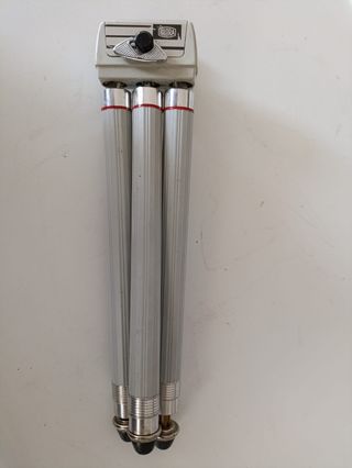 Antiguo trípode Bilora