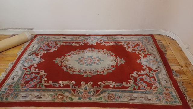 ANTIGUA ALFOMBRA LANA ROJA