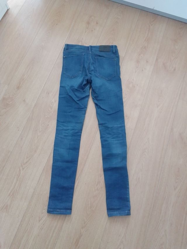 Pantalón vaquero pitillo