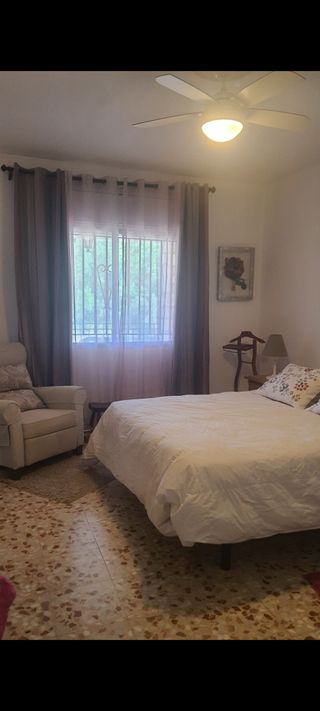 Cortinas gris perlado y raso morado