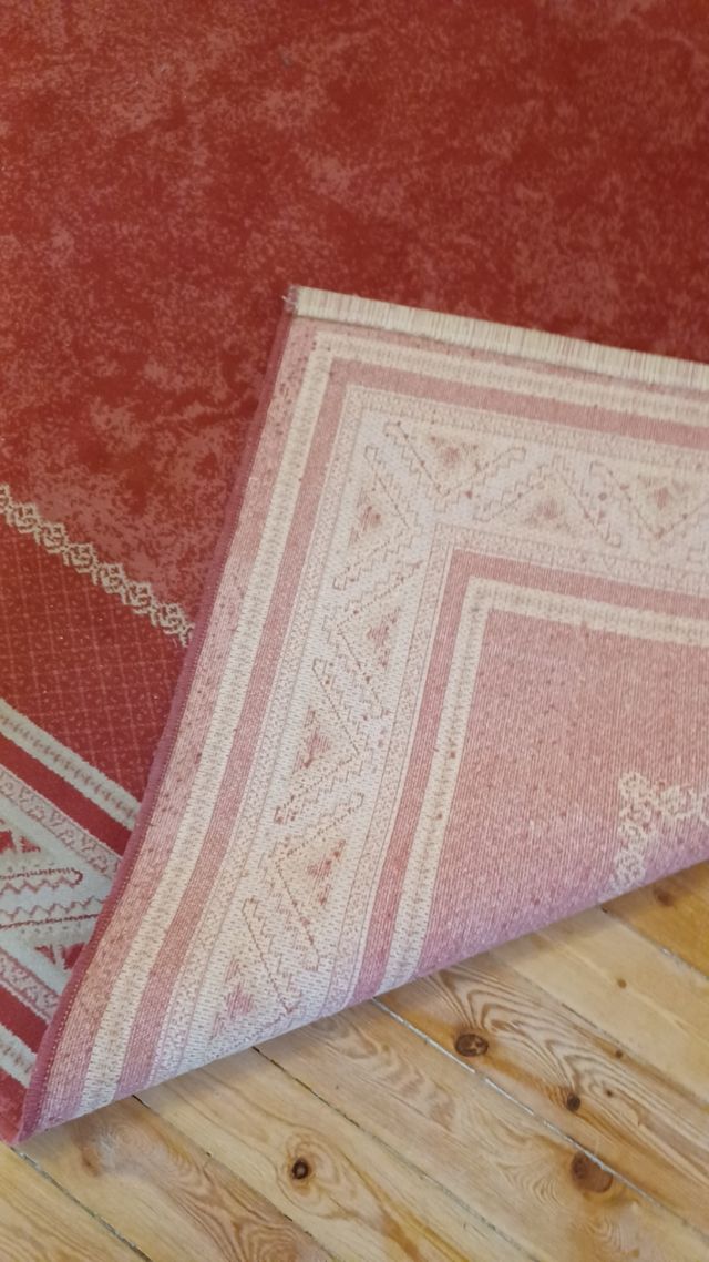 ALFOMBRA GRAN TAMAÑO ROJO