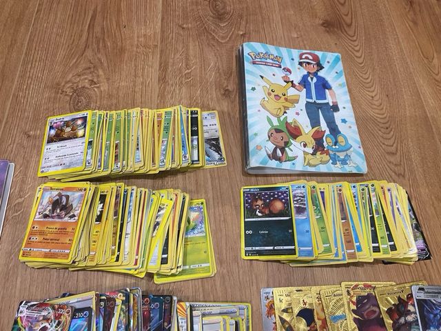 Lote de 625 cartas Pokemon +3 albums