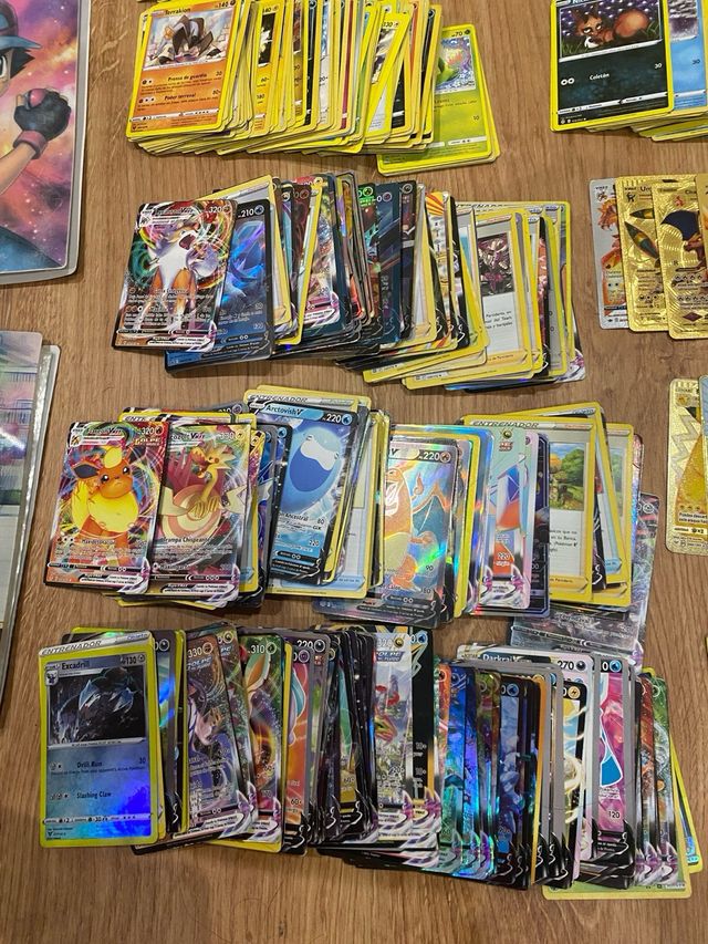 Lote de 625 cartas Pokemon +3 albums