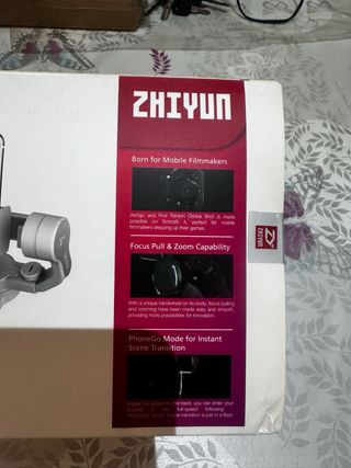 Zhiyun Smooth 4.