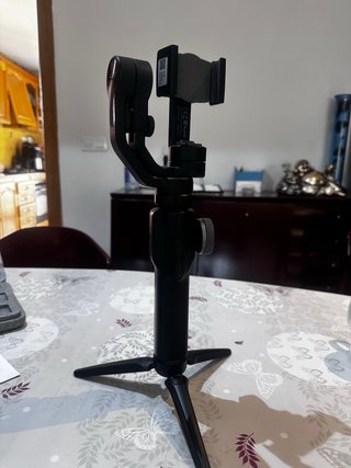 Zhiyun Smooth 4.