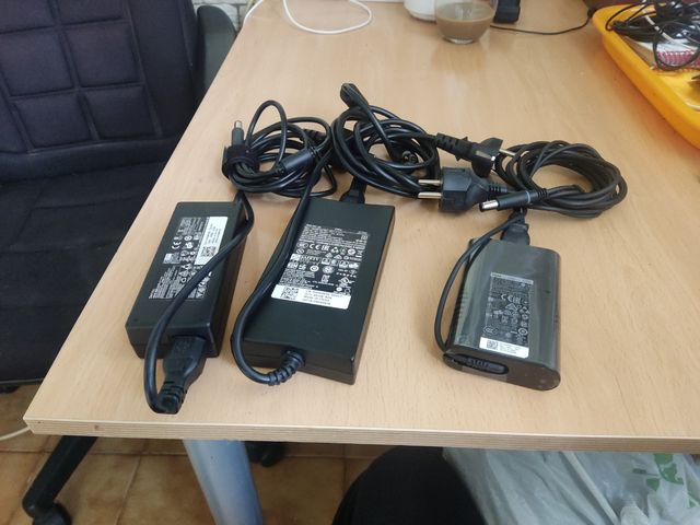 DELL LOTE 1- 4 - 8 CARGADORES ORIGINALES.