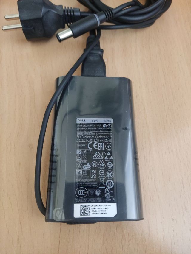 DELL LOTE 1- 4 - 8 CARGADORES ORIGINALES.