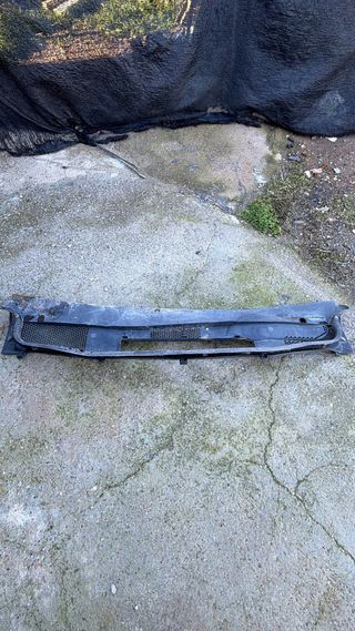 Vierte aguas mercedes w245