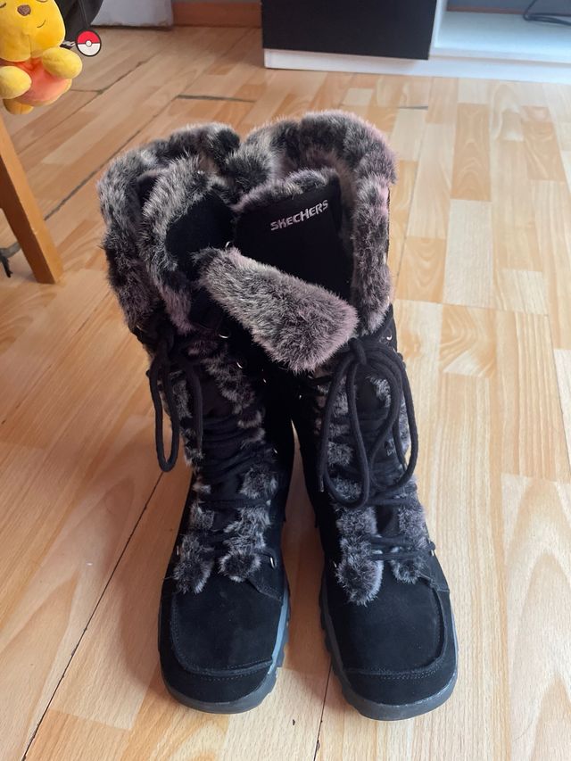Botas pelo skechers