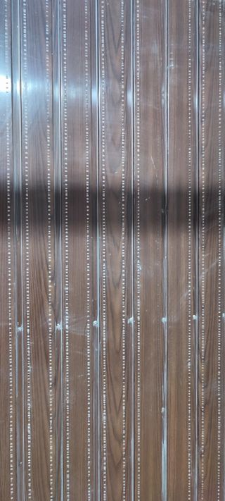 Se vende puerta de garaje seminueva