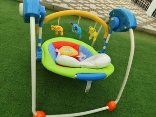 Hamaca tipo columpio para bebé.