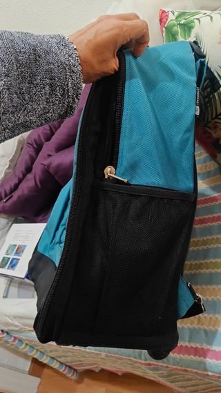 Mochila aventura grand. Con ruedas.Perfecto estado