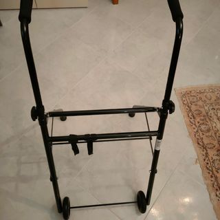 Deambulatore per anziani pieghevole