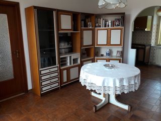 Mobili Soggiorno 290cm + Tavolo + 6 Sedie