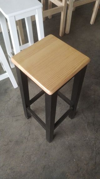 Taburete alto madera Pino 100x100