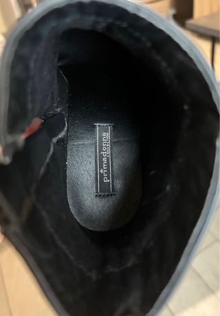 Stivaletti neri prima donna