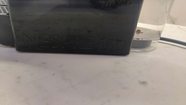 Cafetera Nesspreso negra