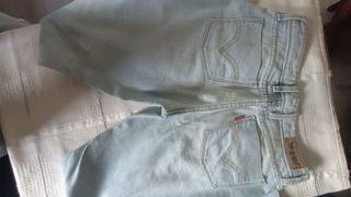 Levis jeans