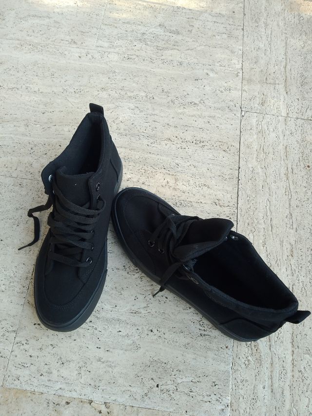 Scarpe punk/vintage/skate sneakers