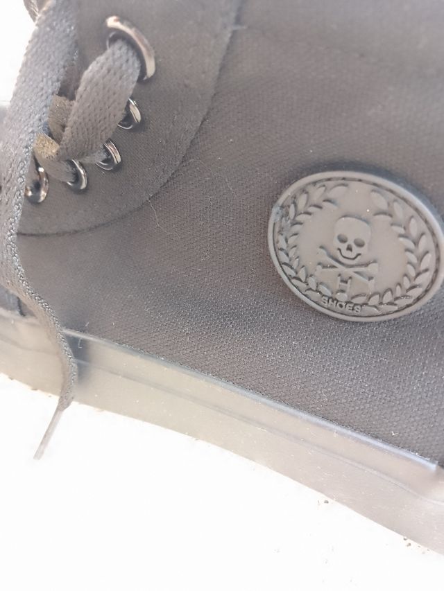 Scarpe punk/vintage/skate sneakers