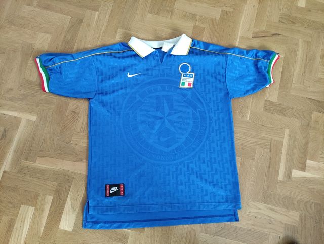 Camiseta Italia 1995