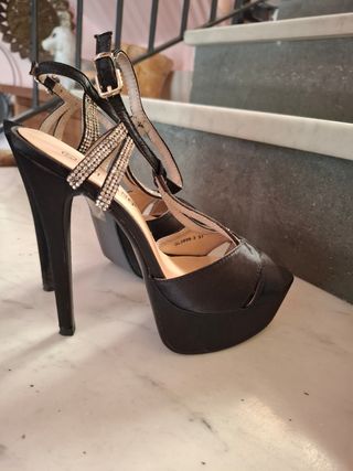 Tacchi neri tulipano numero 37