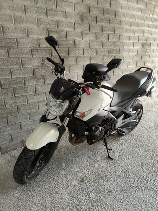 Suzuki GSR