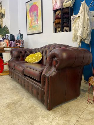Sofa chesterfield