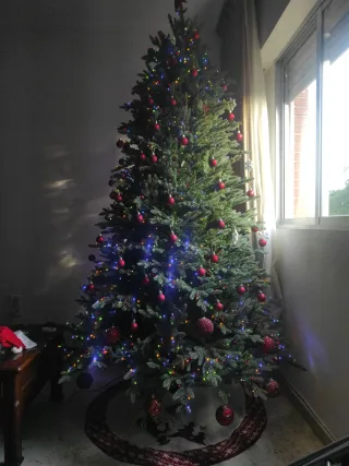 Árbol de Navidad. Costco