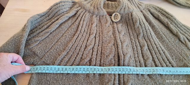 Cardigan in mohair