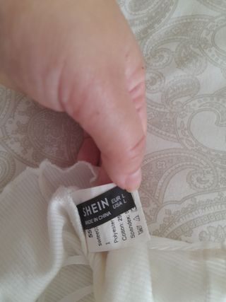 Se vende pack de blusas de una manga